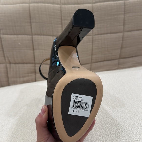 NEW Black Platform Ankle Strap Heels - Picture 10 of 11